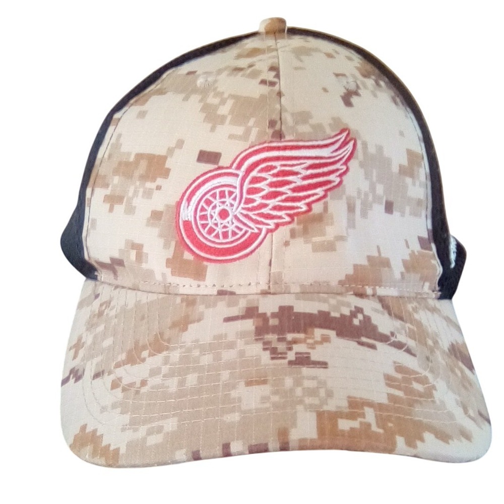 Detroit Red Wings Chevrolet NASCAR‎ Chase Authentics Camo Trucker Hat Cap